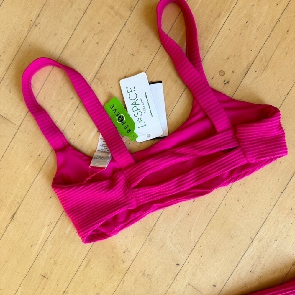 NWT L*Space Bougainvillea Pink  Bikini top /S. G965 - Picture 4 of 4